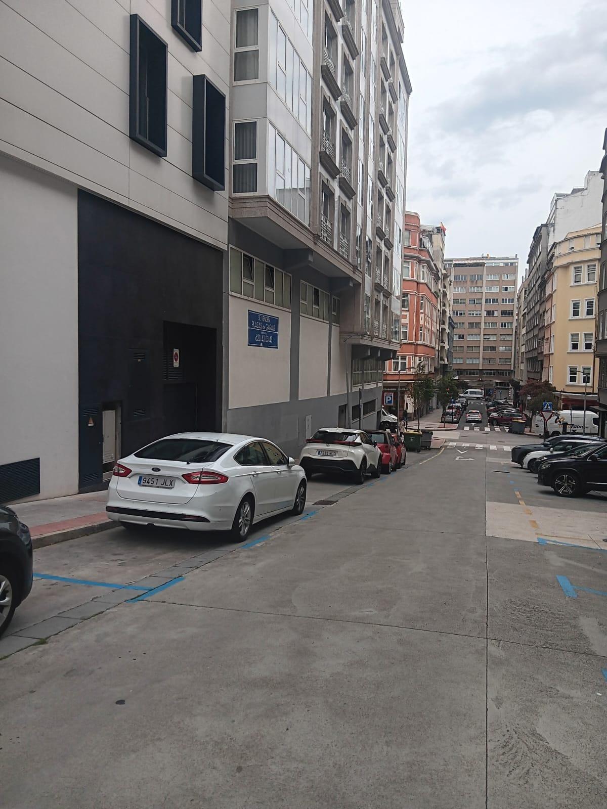 plazas de garaje con o sin trastero PLAZA RON FRAGA